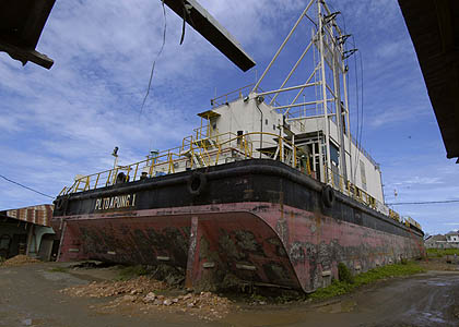 Das Generatorschiff in Banda Acheh - Powership - (c) Birgit Trutnau