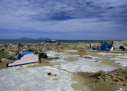 Vom Tsunami zerstrte Huser in Ulee-Lhe, Banda Aceh - (c) Armin Trutnau
